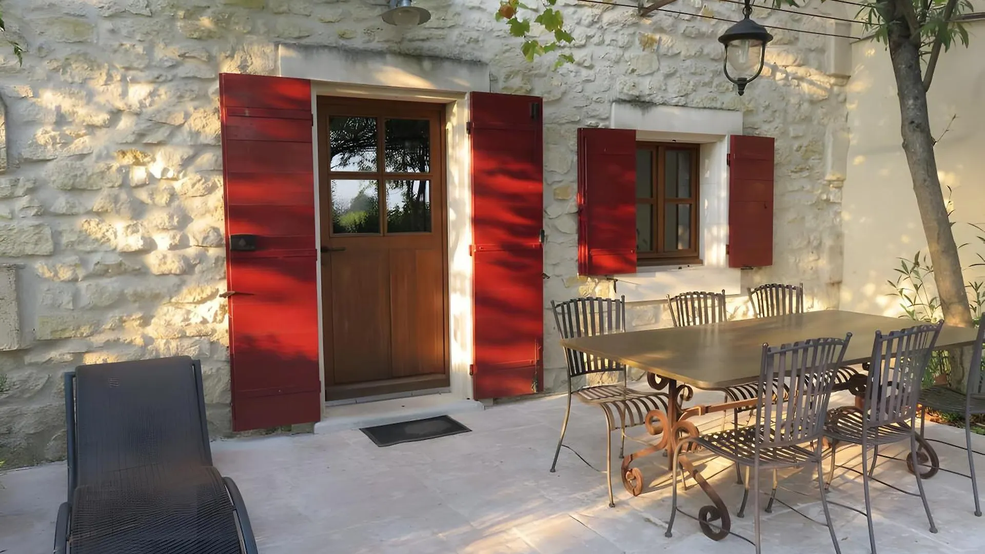 Holiday home Jolie Maison Au Charme Provencal Tarascon France
